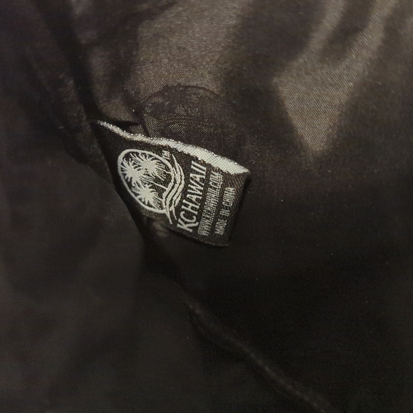 Hawaiian Print Wristlet Pouch - Picture 7 of 7